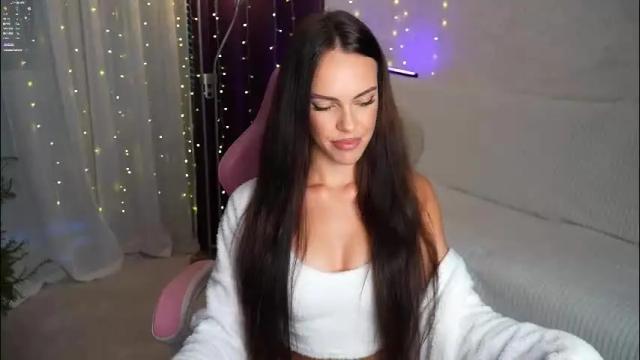 Thumbnail 1, dilara_foxx's Stream at Chaturbate, 1 month ago