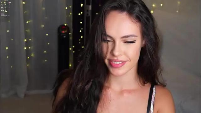 Thumbnail 2, dilara_foxx's Stream at Chaturbate, 23 days ago