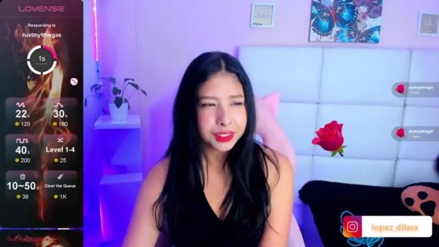 Image 2 of dilara_lopez Stream on Chaturbate on 13 months ago