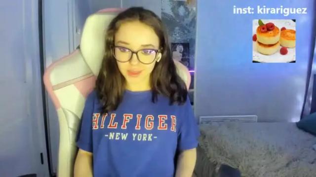 Image 3 of dilarabradbury Stream on Chaturbate on 15 months ago
