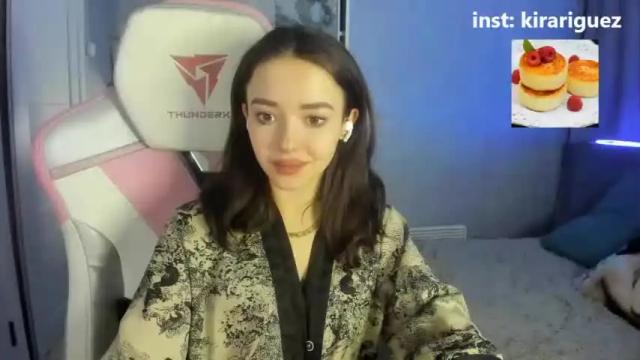 Image 4 of dilarabradbury Stream on Chaturbate on 15 months ago