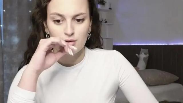 Image 12 of dilaramorgenshtern Stream on Chaturbate on 16 months ago