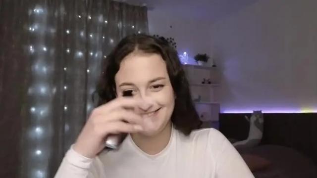 Image 12 of dilaramorgenshtern Stream on Chaturbate on 16 months ago
