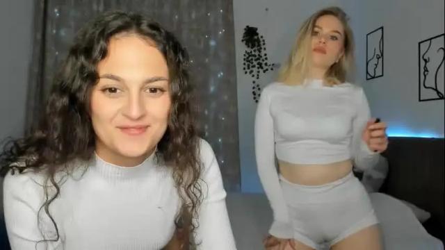 Image 4 of dilaramorgenshtern Stream on Chaturbate on 3 days ago