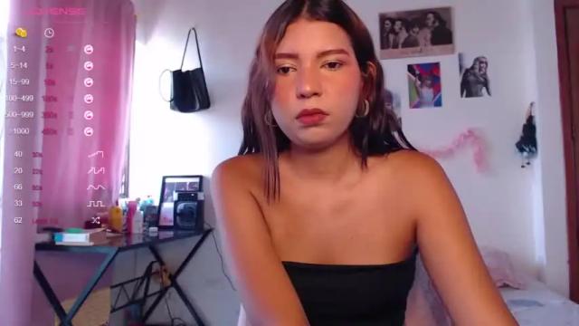 Image 6 of diletta_ Stream on Chaturbate on 17 months ago