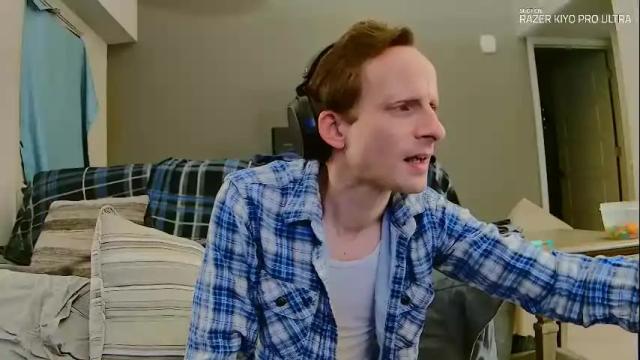 Image 3 of dilldough405 Stream on Chaturbate on 15 days ago