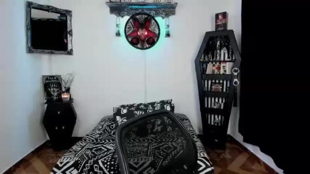 Image 2 of dimmuanddarkness Stream on Chaturbate on 3 months ago