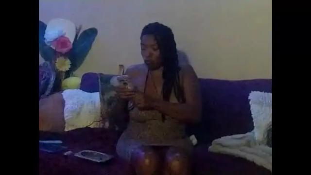 Image 3 of dimplezqt Stream on Chaturbate on 5 months ago