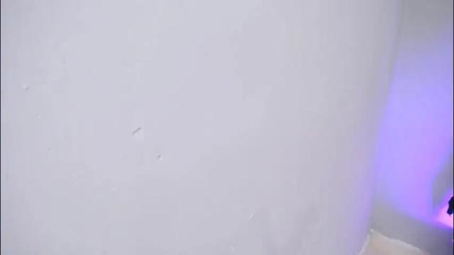 Image 3 of dina_mcry Stream on Chaturbate on 16 days ago