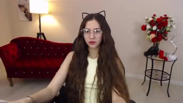 Image 3 of dinafrittz Stream on Chaturbate on 16 months ago