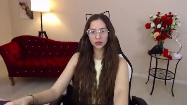 Image 6 of dinafrittz Stream on Chaturbate on 16 months ago