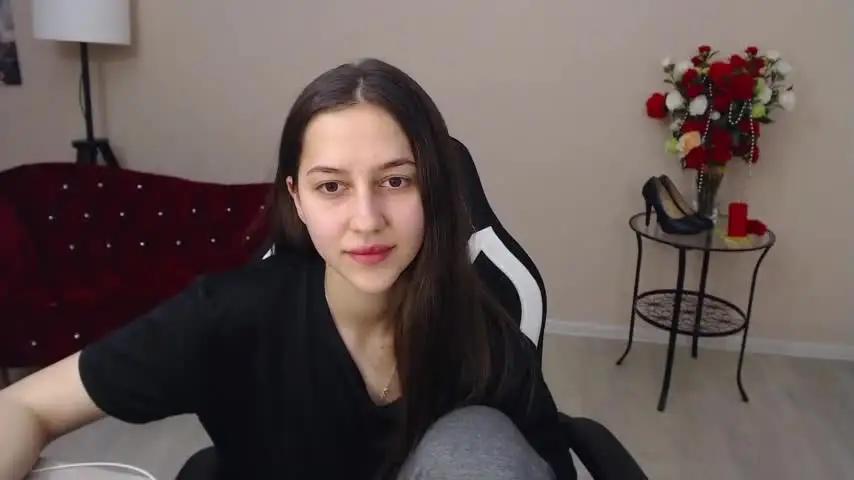 dinafrittz Chaturbate