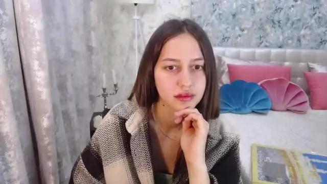 Image 10 of dinafrittz Stream on Chaturbate on 14 months ago