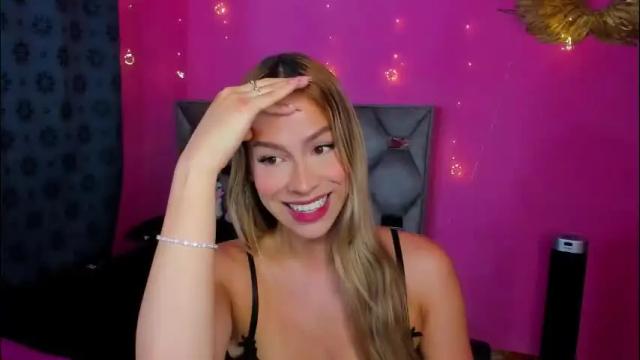 Thumbnail 2, dione_sexyy's Stream at Chaturbate, 19 days ago