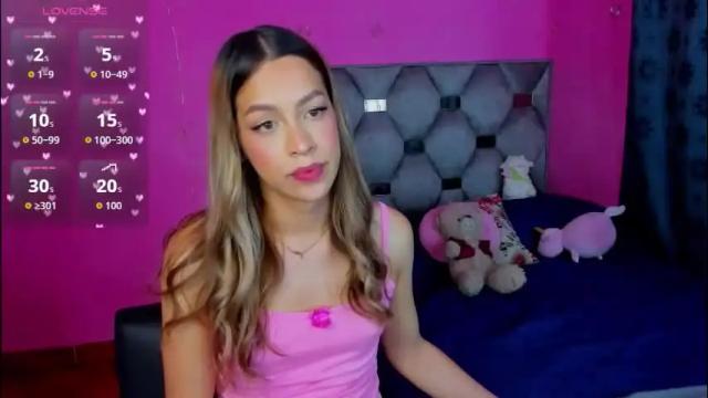 Image 3 of dione_sexyy Stream on Chaturbate on 2 months ago