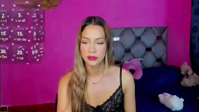 Image 2 of dione_sexyy Stream on Chaturbate on 2 months ago