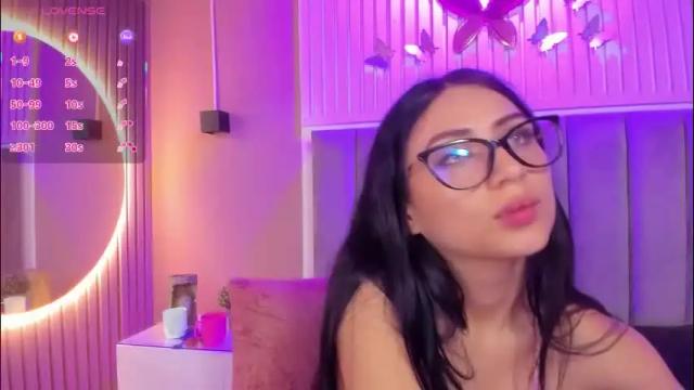 Image 2 of diosa_cristal Stream on Chaturbate on 1 month ago