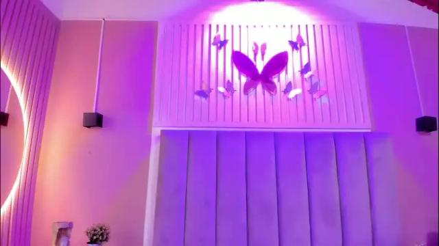 Image 2 of diosa_cristal Stream on Chaturbate on 1 month ago