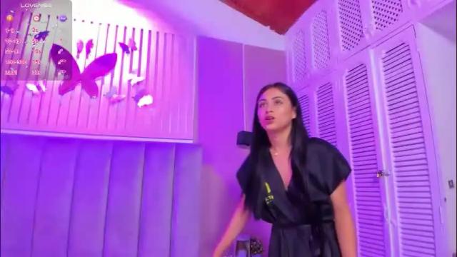 Image 10 of diosa_cristal Stream on Chaturbate on 1 month ago