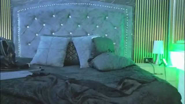 Image 8 of diosaa_golden Stream on Chaturbate on 1 month ago