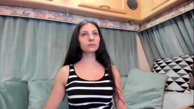 Image 2 of dirtybeya Stream on Chaturbate on 2 days ago