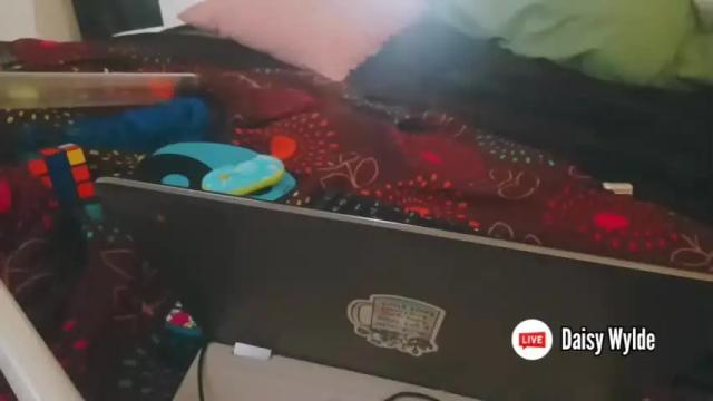 Image 12 of dirtydaisy1998 Stream on Chaturbate on 16 months ago