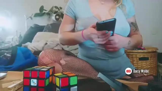 Image 7 of dirtydaisy1998 Stream on Chaturbate on 17 months ago