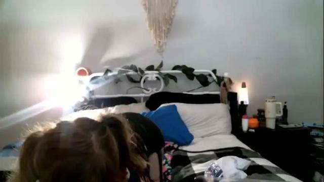 Image 7 of dirtydaisy1998 Stream on Chaturbate on 16 months ago