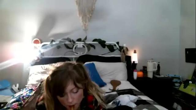 Image 8 of dirtydaisy1998 Stream on Chaturbate on 16 months ago
