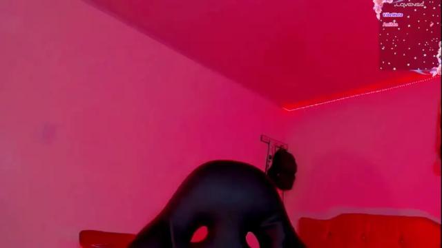 Image 12 of dirtygamesnaomy Stream on Chaturbate on 1 month ago