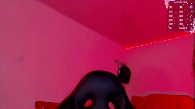 Image 6 of dirtygamesnaomy Stream on Chaturbate on 1 month ago
