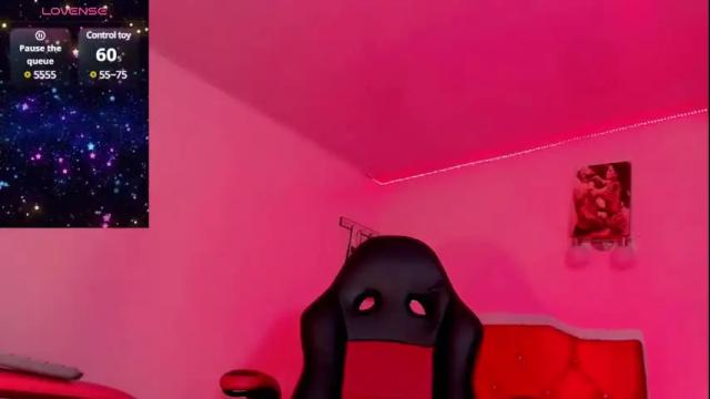 Image 6 of dirtygamesnaomy Stream on Chaturbate on 1 month ago