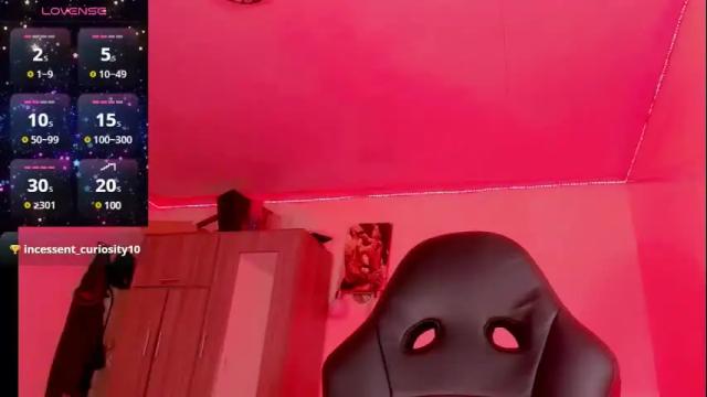 Image 11 of dirtygamesnaomy Stream on Chaturbate on 25 days ago