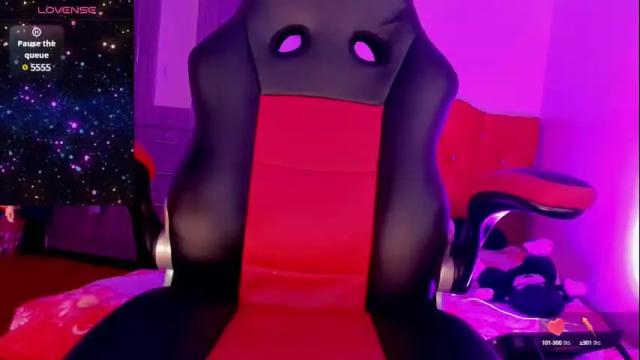 Image 3 of dirtygamesnaomy Stream on Chaturbate on 16 days ago