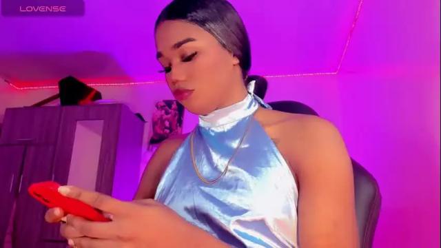 Image 6 of dirtygamesnaomy Stream on Chaturbate on 9 days ago