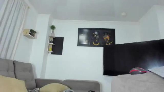 Image 11 of dirtygirlskry_09 Stream on Chaturbate on 14 months ago
