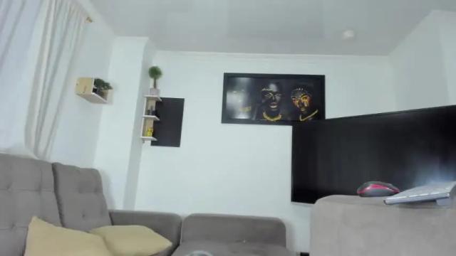 Image 2 of dirtygirlskry_09 Stream on Chaturbate on 14 months ago