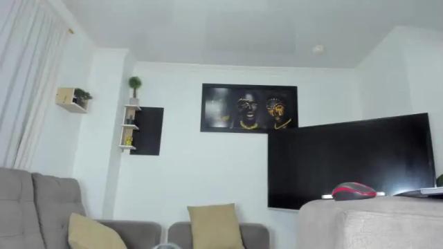 Image 2 of dirtygirlskry_09 Stream on Chaturbate on 14 months ago