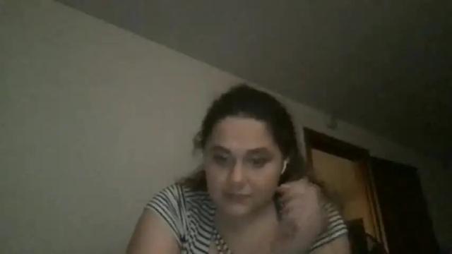 Image 4 of dirtymax_wife02 Stream on Chaturbate on 19 months ago