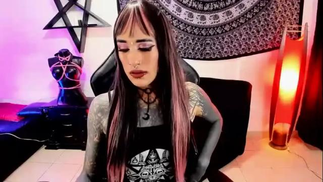 Image 3 of dirtyonix Stream on Chaturbate on 3 days ago