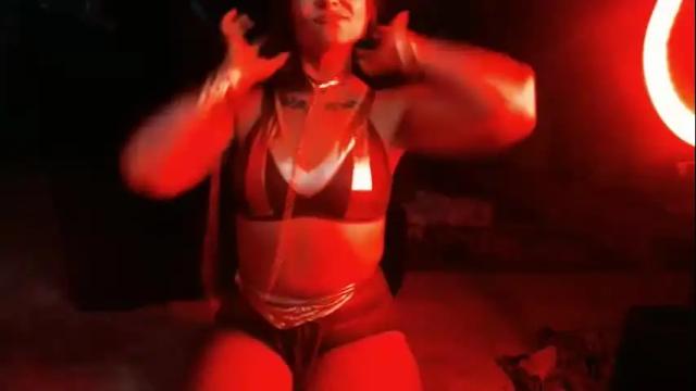 Image 6 of dirtypenelope69 Stream on Chaturbate on 22 months ago