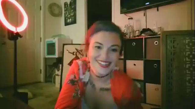 Image 2 of dirtypenelope69 Stream on Chaturbate on 22 months ago