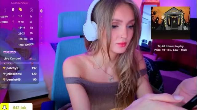 Image 11 of disney__princess Stream on Chaturbate on 12 days ago