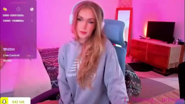 Image 3 of disney__princess Stream on Chaturbate on 1 month ago