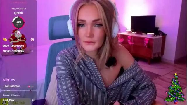 Image 2 of disney__princess Stream on Chaturbate on 26 days ago