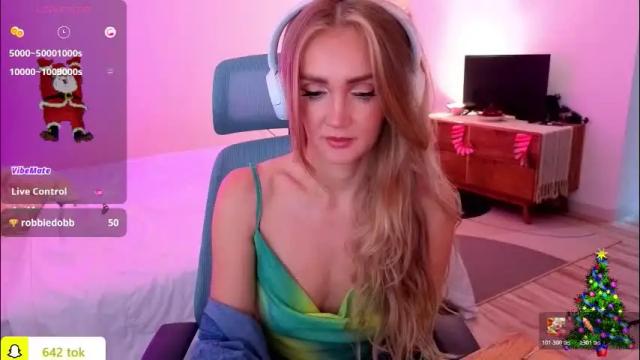 Image 7 of disney__princess Stream on Chaturbate on 24 days ago