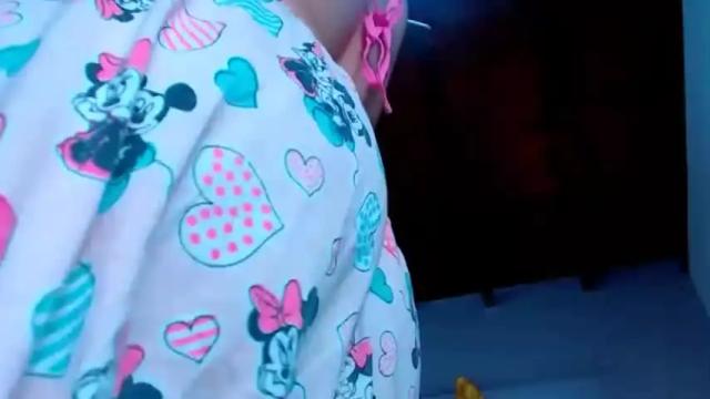 Image 7 of divabithomson Stream on Chaturbate on 13 months ago