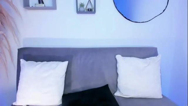 Image 2 of divine_amy Stream on Chaturbate on 1 month ago