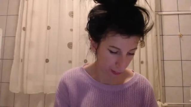Image 10 of divine_angel Stream on Chaturbate on 14 months ago