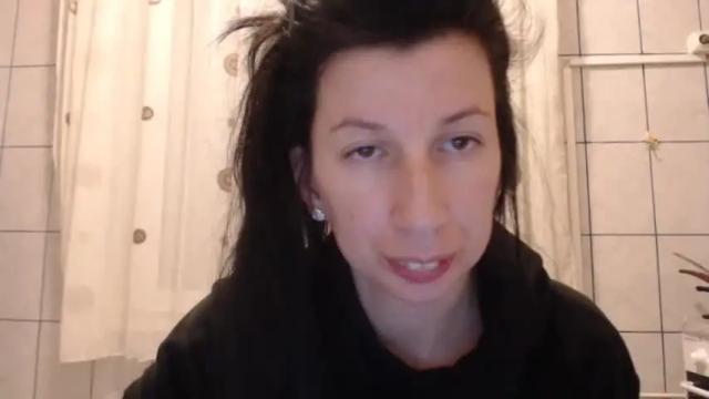 Image 3 of divine_angel Stream on Chaturbate on 17 months ago